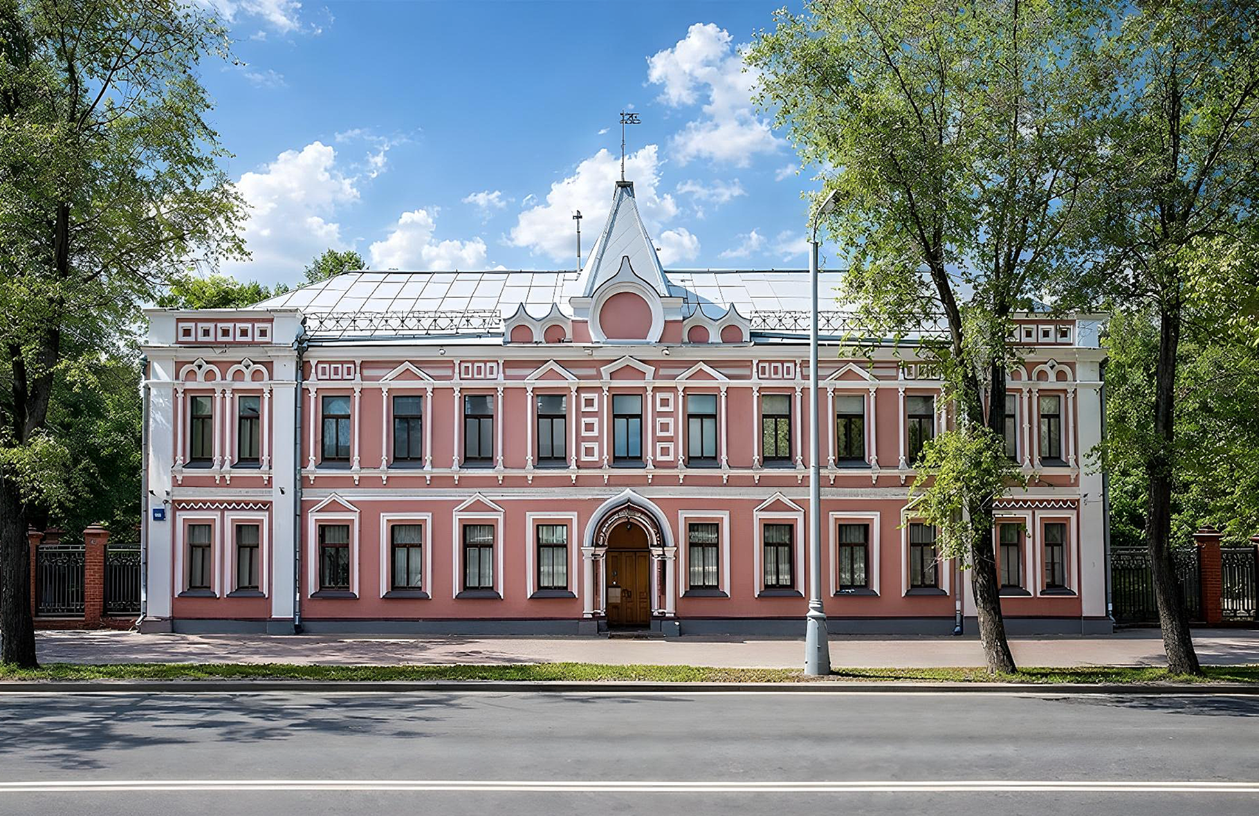 Здание клиники Госпитальная