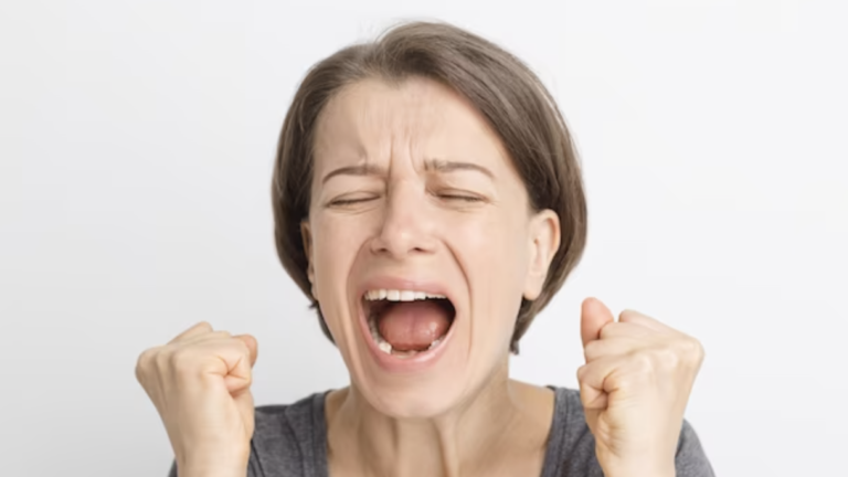 Дисфория - симптомы, стадии, осложнение, лечение